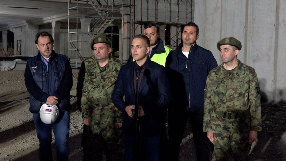 Stefanović obišao radove na izgradnji kovid bolnice kod Novog Sada